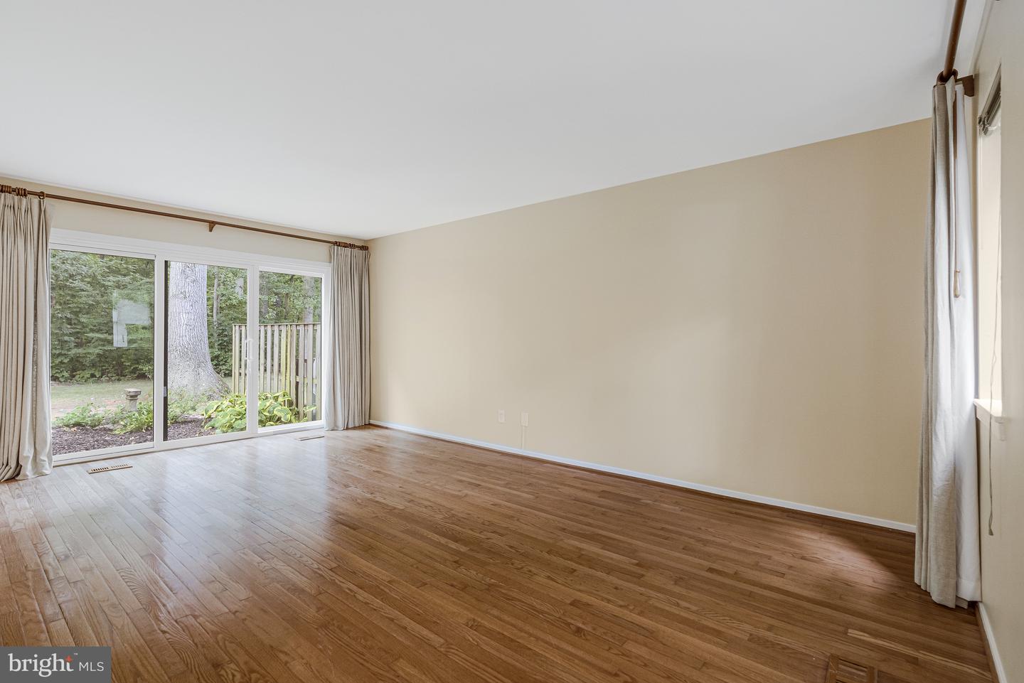 1635 BENTANA WAY, RESTON, Virginia 20190, 3 Bedrooms Bedrooms, ,2 BathroomsBathrooms,Residential,For sale,1635 BENTANA WAY,VAFX2263532 MLS # VAFX2263532