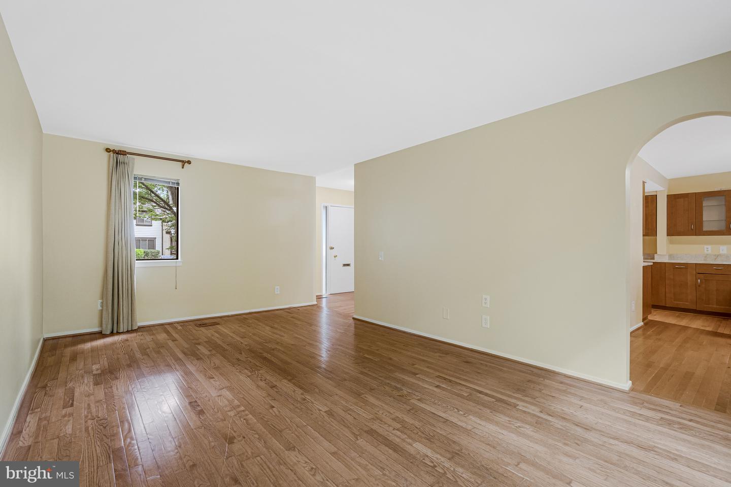 1635 BENTANA WAY, RESTON, Virginia 20190, 3 Bedrooms Bedrooms, ,2 BathroomsBathrooms,Residential,For sale,1635 BENTANA WAY,VAFX2263532 MLS # VAFX2263532