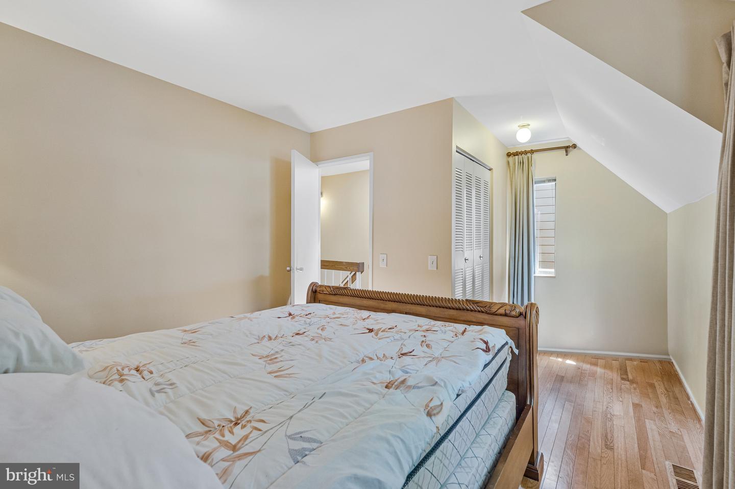 1635 BENTANA WAY, RESTON, Virginia 20190, 3 Bedrooms Bedrooms, ,2 BathroomsBathrooms,Residential,For sale,1635 BENTANA WAY,VAFX2263532 MLS # VAFX2263532