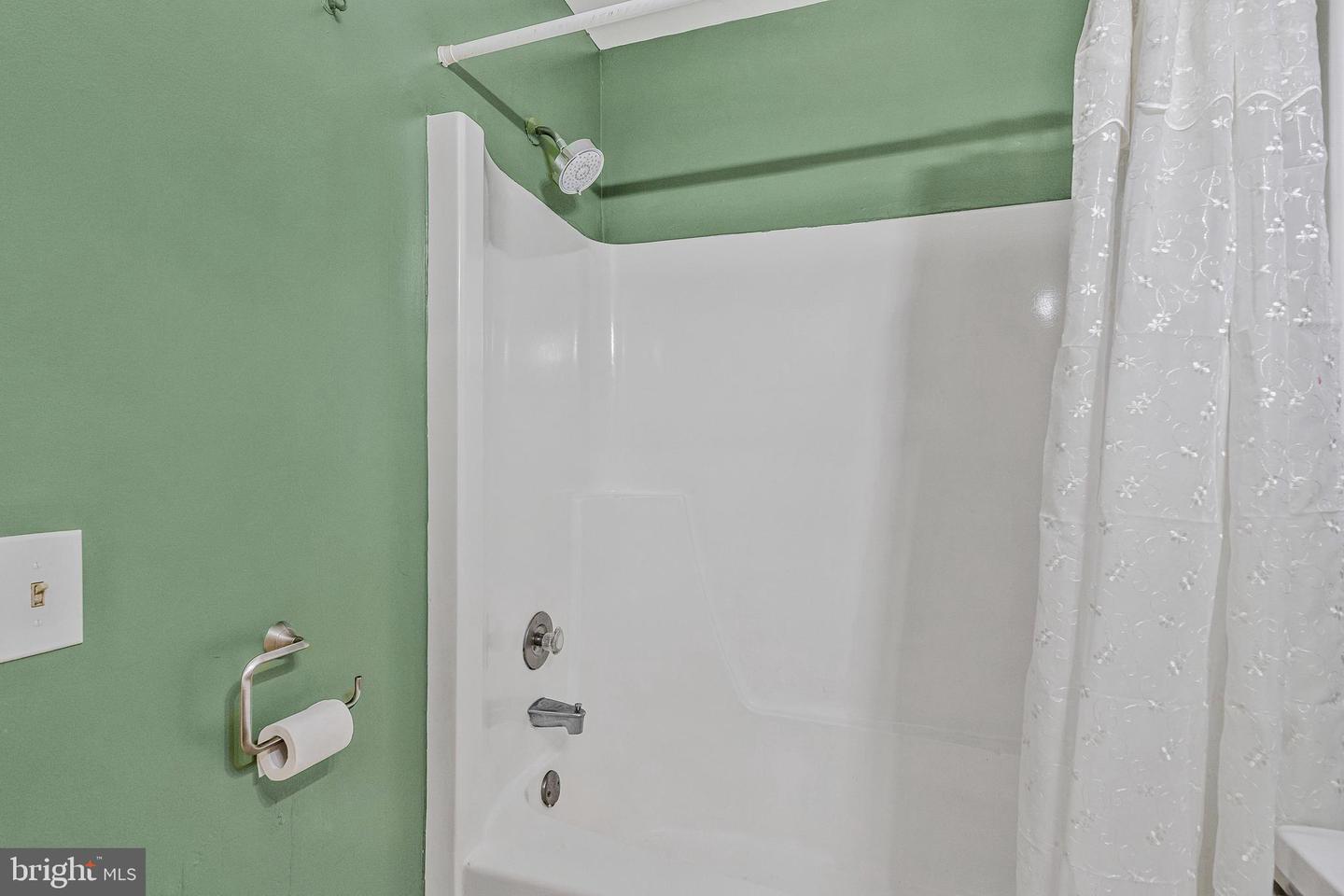 1635 BENTANA WAY, RESTON, Virginia 20190, 3 Bedrooms Bedrooms, ,2 BathroomsBathrooms,Residential,For sale,1635 BENTANA WAY,VAFX2263532 MLS # VAFX2263532