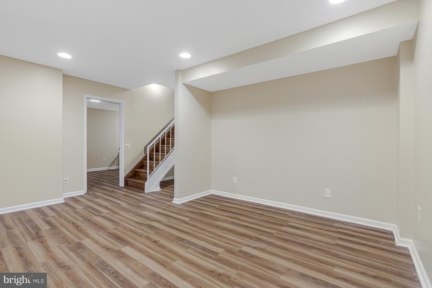 1635 BENTANA WAY, RESTON, Virginia 20190, 3 Bedrooms Bedrooms, ,2 BathroomsBathrooms,Residential,For sale,1635 BENTANA WAY,VAFX2263532 MLS # VAFX2263532