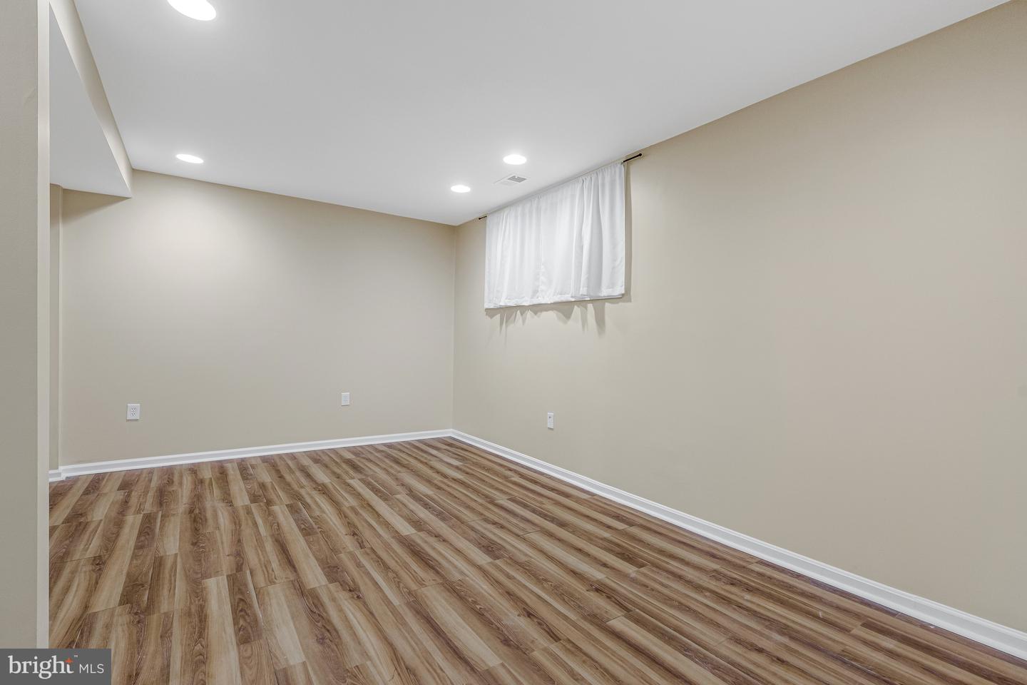 1635 BENTANA WAY, RESTON, Virginia 20190, 3 Bedrooms Bedrooms, ,2 BathroomsBathrooms,Residential,For sale,1635 BENTANA WAY,VAFX2263532 MLS # VAFX2263532