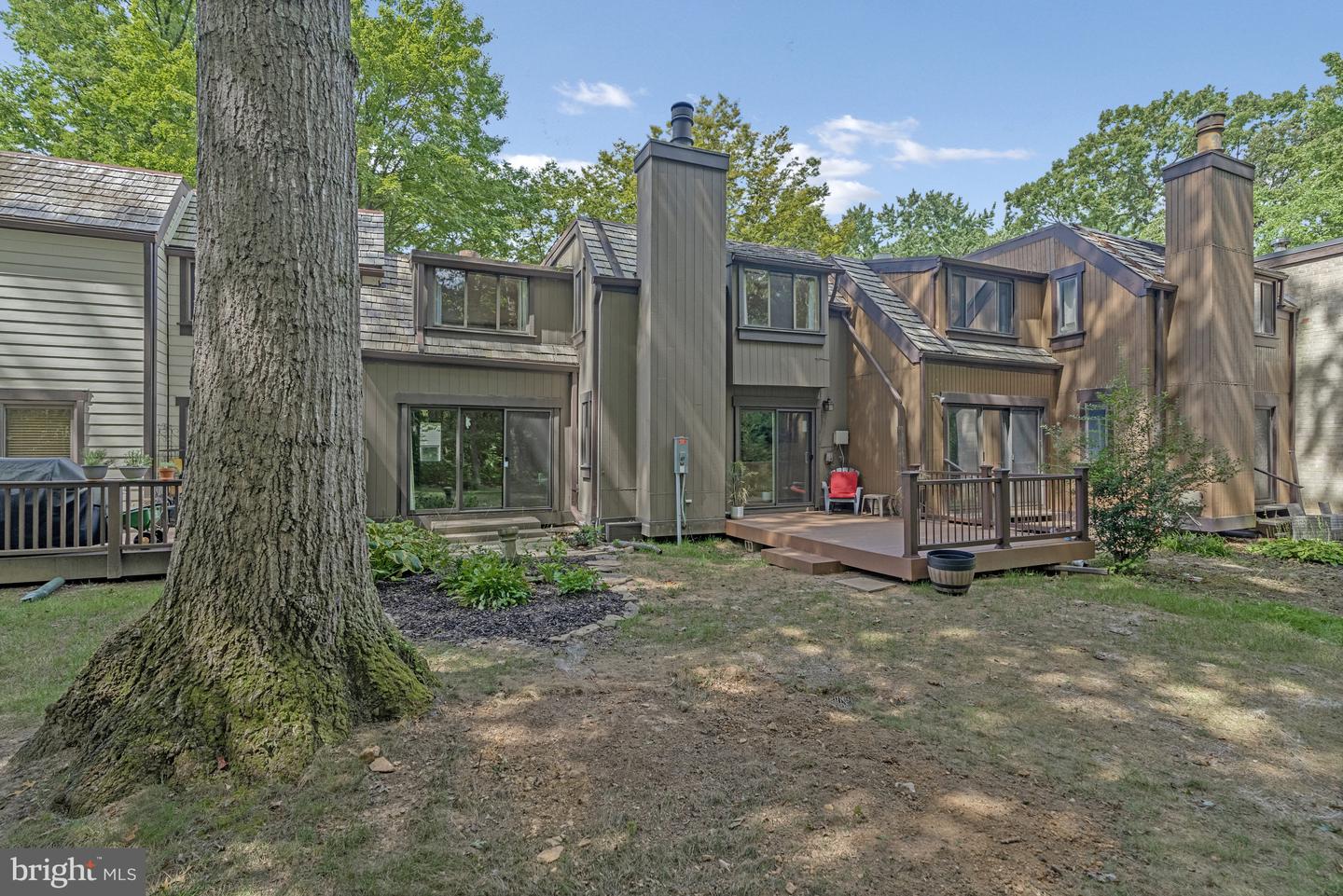 1635 BENTANA WAY, RESTON, Virginia 20190, 3 Bedrooms Bedrooms, ,2 BathroomsBathrooms,Residential,For sale,1635 BENTANA WAY,VAFX2263532 MLS # VAFX2263532
