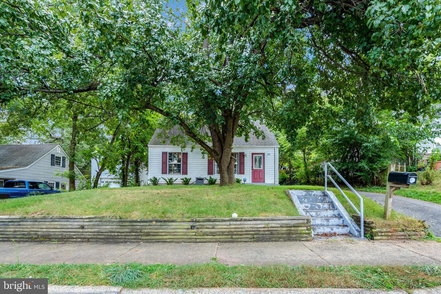 259 MOSEBY DR, MANASSAS PARK, Virginia 20111, 4 Bedrooms Bedrooms, ,2 BathroomsBathrooms,Residential,For sale,259 MOSEBY DR,VAMP2003266 MLS # VAMP2003266
