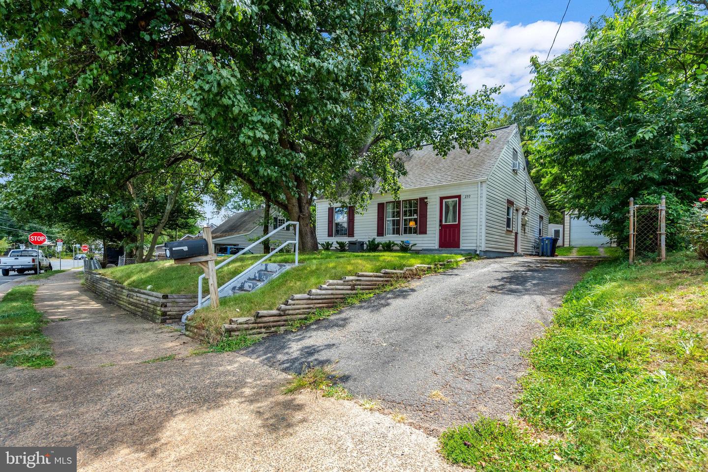 259 MOSEBY DR, MANASSAS PARK, Virginia 20111, 4 Bedrooms Bedrooms, ,2 BathroomsBathrooms,Residential,For sale,259 MOSEBY DR,VAMP2003266 MLS # VAMP2003266