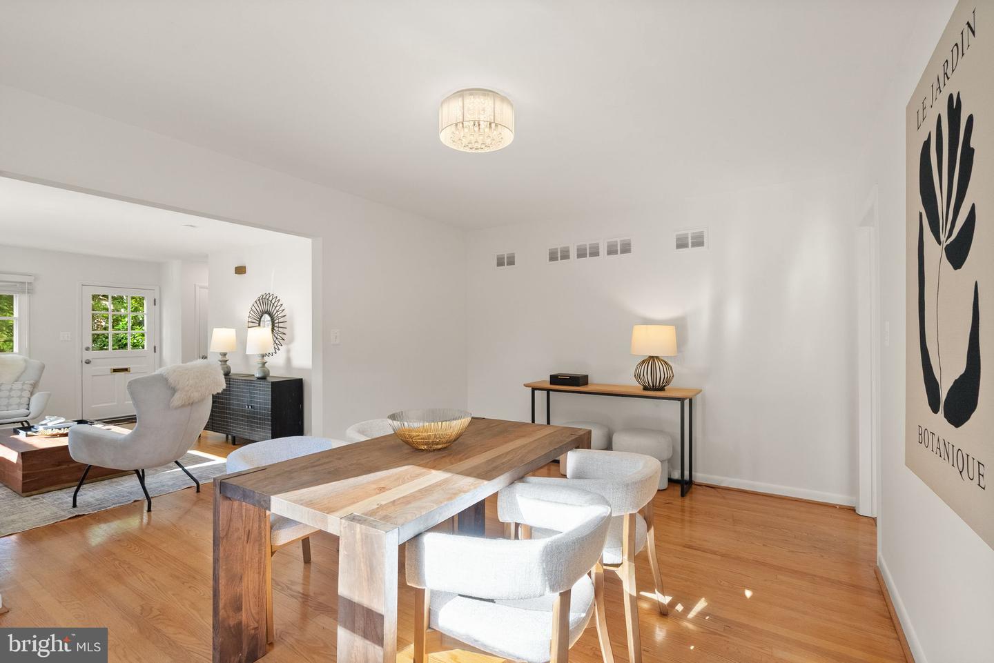 1119 16TH ST S, ARLINGTON, Virginia 22202, 4 Bedrooms Bedrooms, ,2 BathroomsBathrooms,Residential,For sale,1119 16TH ST S,VAAR2062802 MLS # VAAR2062802