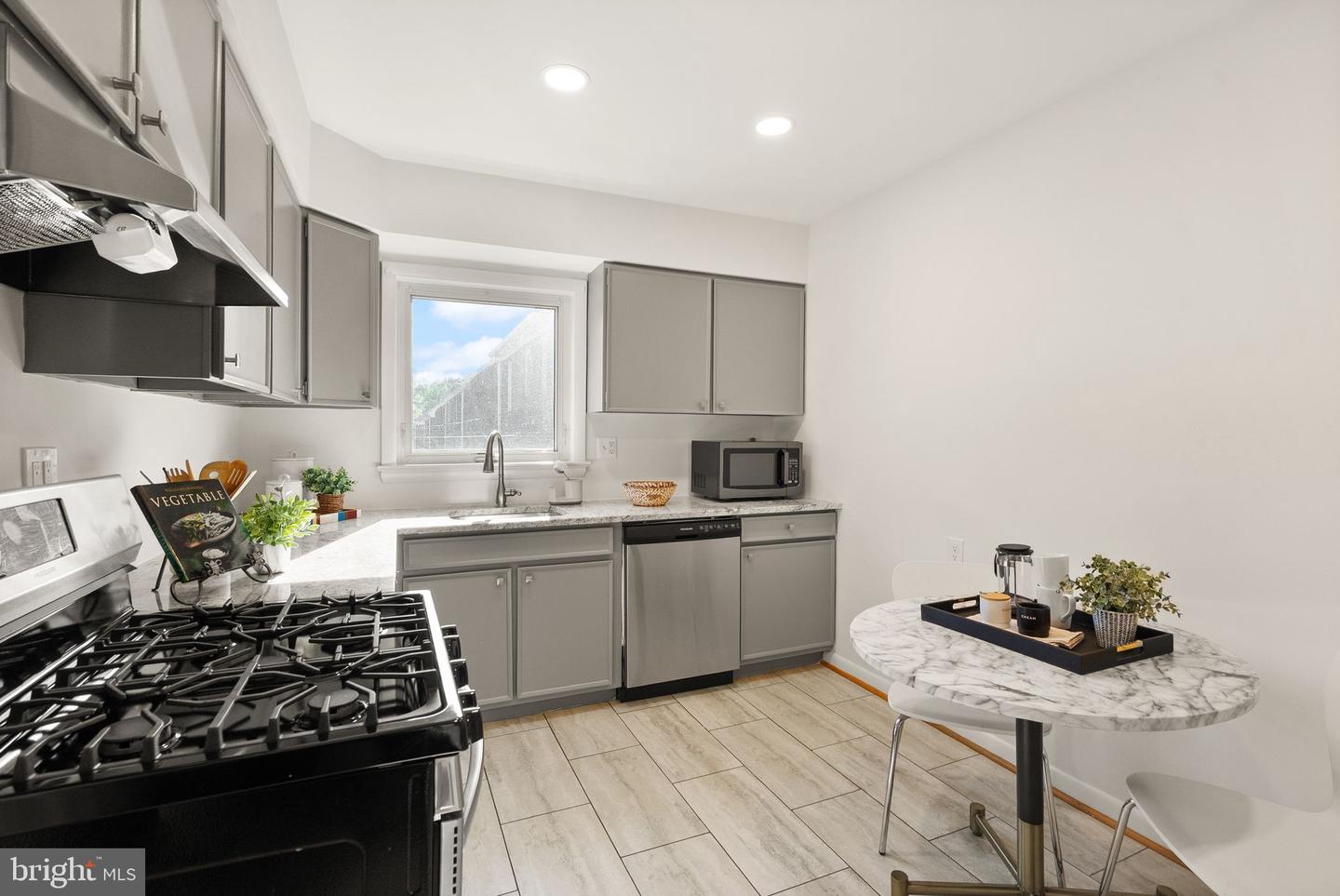 1119 16TH ST S, ARLINGTON, Virginia 22202, 4 Bedrooms Bedrooms, ,2 BathroomsBathrooms,Residential,For sale,1119 16TH ST S,VAAR2062802 MLS # VAAR2062802
