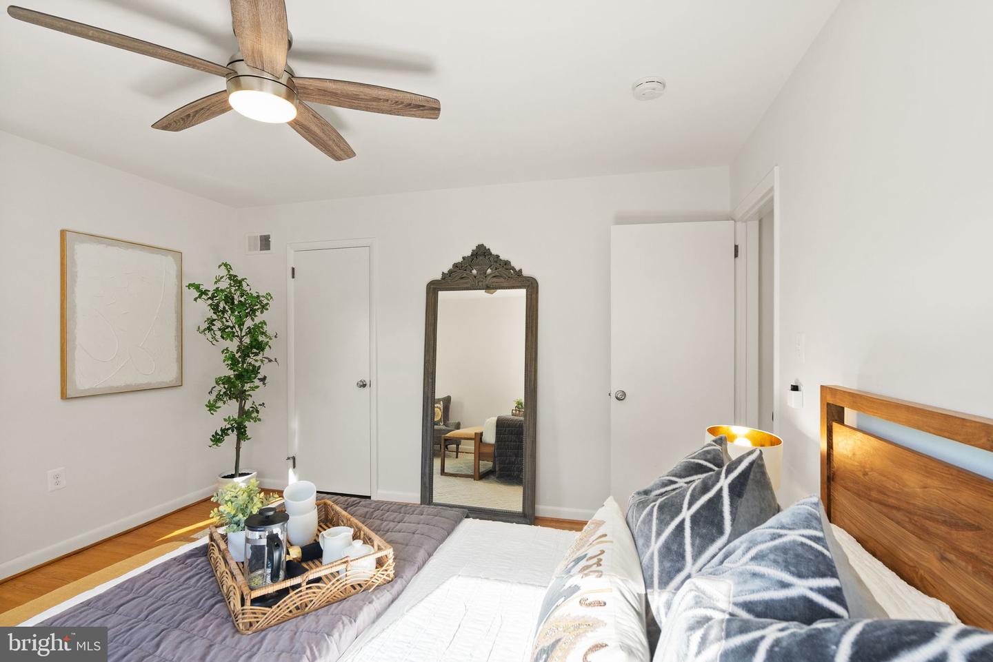 1119 16TH ST S, ARLINGTON, Virginia 22202, 4 Bedrooms Bedrooms, ,2 BathroomsBathrooms,Residential,For sale,1119 16TH ST S,VAAR2062802 MLS # VAAR2062802
