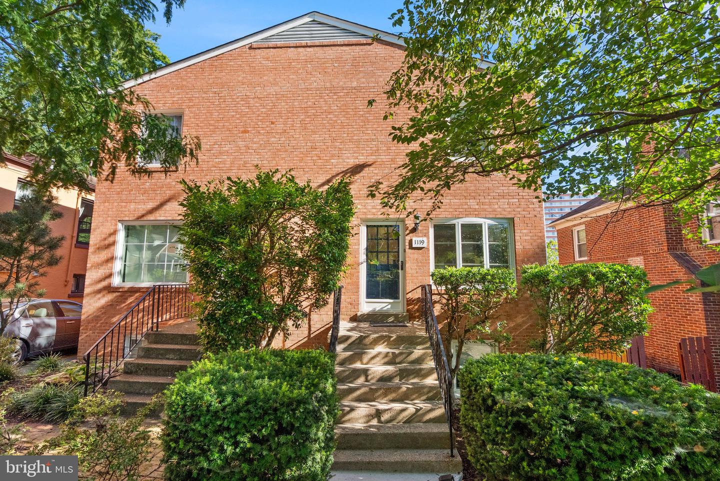1119 16TH ST S, ARLINGTON, Virginia 22202, 4 Bedrooms Bedrooms, ,2 BathroomsBathrooms,Residential,For sale,1119 16TH ST S,VAAR2062802 MLS # VAAR2062802