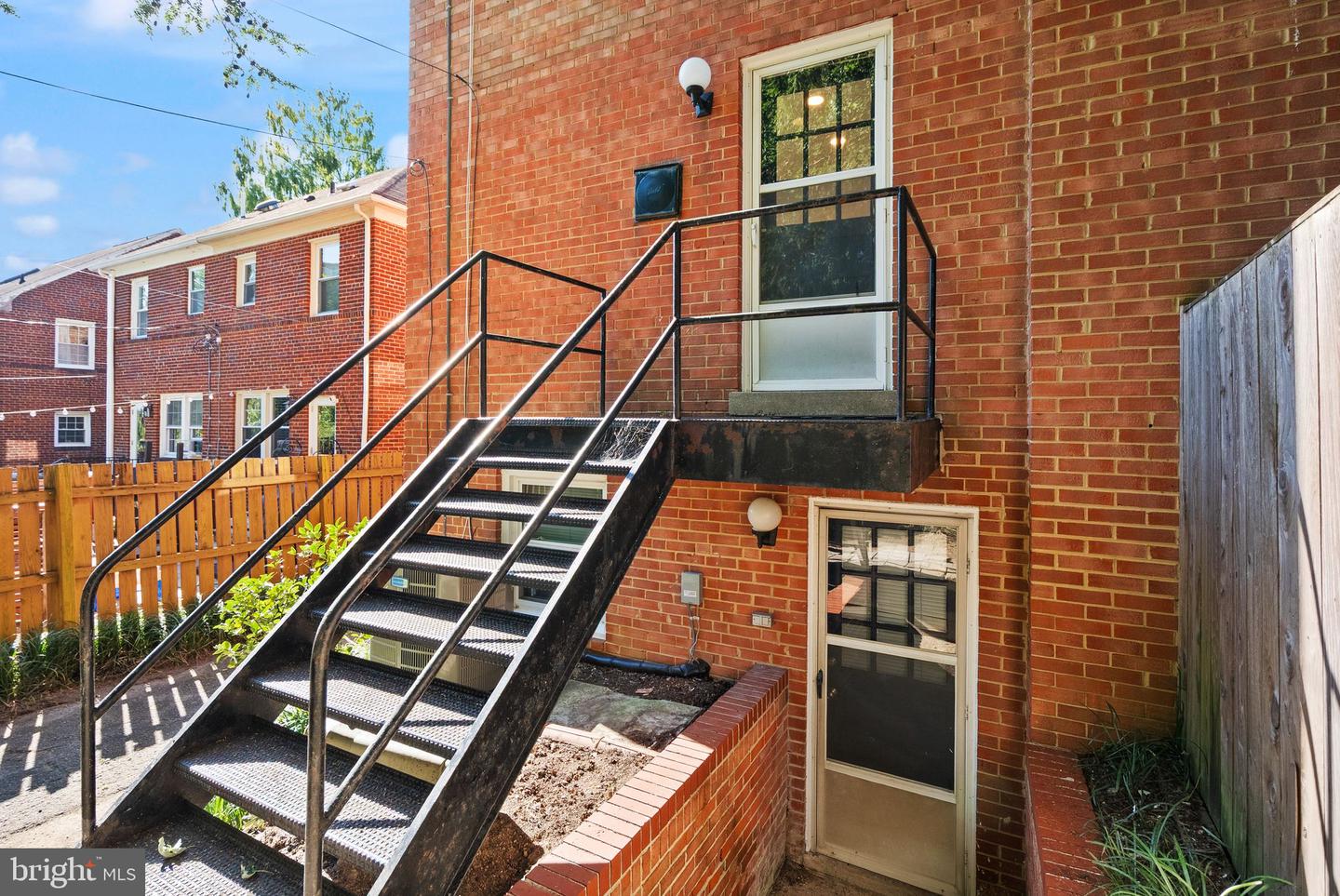 1119 16TH ST S, ARLINGTON, Virginia 22202, 4 Bedrooms Bedrooms, ,2 BathroomsBathrooms,Residential,For sale,1119 16TH ST S,VAAR2062802 MLS # VAAR2062802