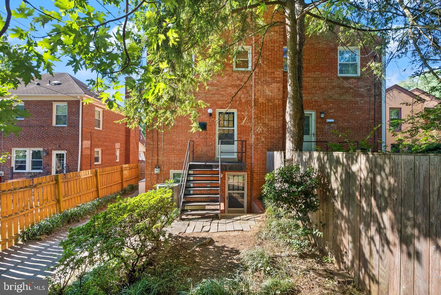 1119 16TH ST S, ARLINGTON, Virginia 22202, 4 Bedrooms Bedrooms, ,2 BathroomsBathrooms,Residential,For sale,1119 16TH ST S,VAAR2062802 MLS # VAAR2062802