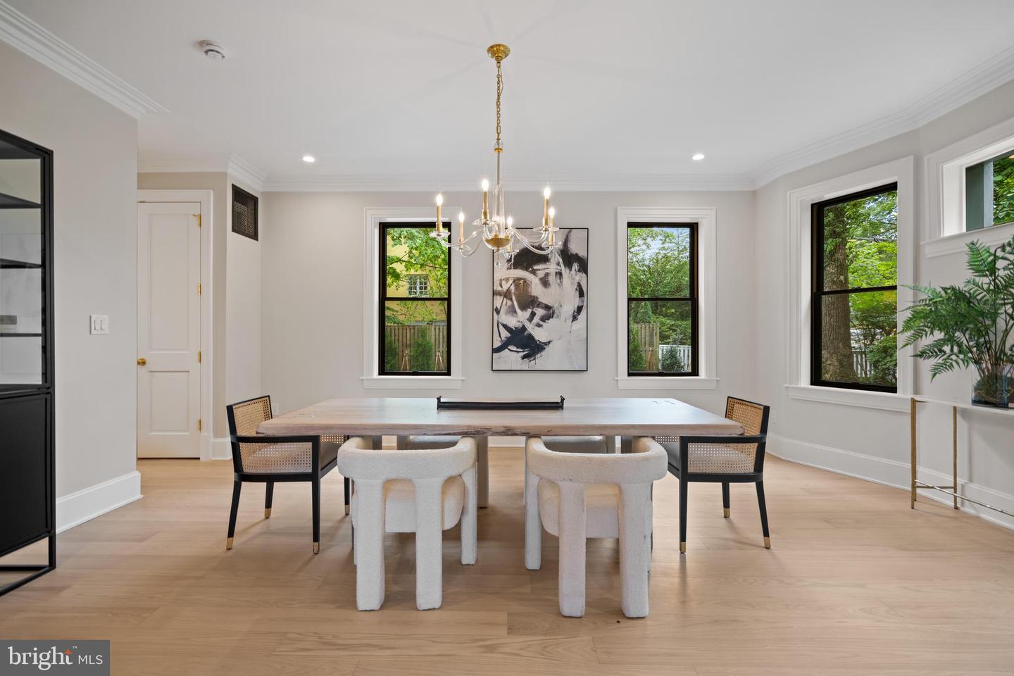 3748 HUNTINGTON ST NW, WASHINGTON, District Of Columbia 20015, 6 Bedrooms Bedrooms, ,5 BathroomsBathrooms,Residential,For sale,3748 HUNTINGTON ST NW,DCDC2216992 MLS # DCDC2216992