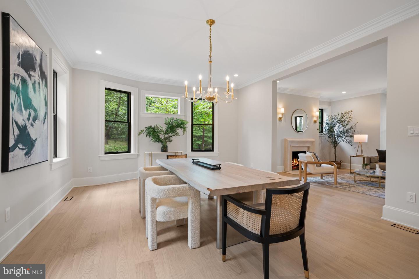 3748 HUNTINGTON ST NW, WASHINGTON, District Of Columbia 20015, 6 Bedrooms Bedrooms, ,5 BathroomsBathrooms,Residential,For sale,3748 HUNTINGTON ST NW,DCDC2216992 MLS # DCDC2216992