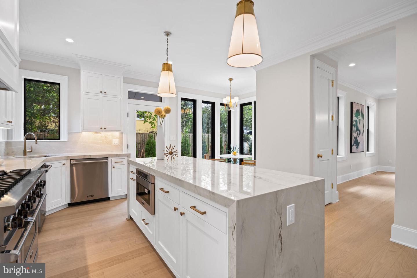 3748 HUNTINGTON ST NW, WASHINGTON, District Of Columbia 20015, 6 Bedrooms Bedrooms, ,5 BathroomsBathrooms,Residential,For sale,3748 HUNTINGTON ST NW,DCDC2216992 MLS # DCDC2216992
