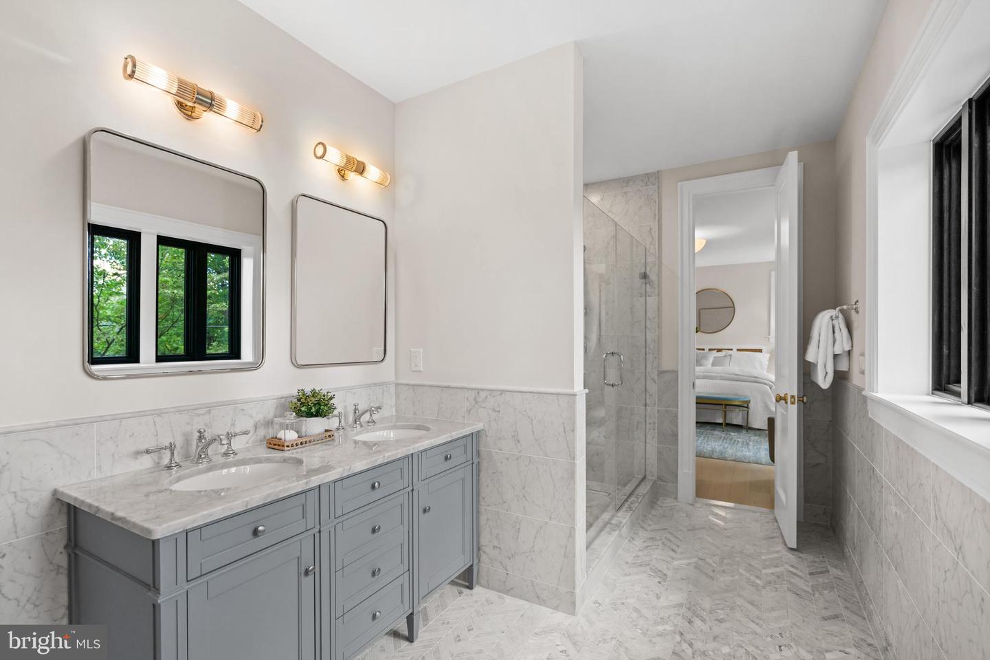 3748 HUNTINGTON ST NW, WASHINGTON, District Of Columbia 20015, 6 Bedrooms Bedrooms, ,5 BathroomsBathrooms,Residential,For sale,3748 HUNTINGTON ST NW,DCDC2216992 MLS # DCDC2216992
