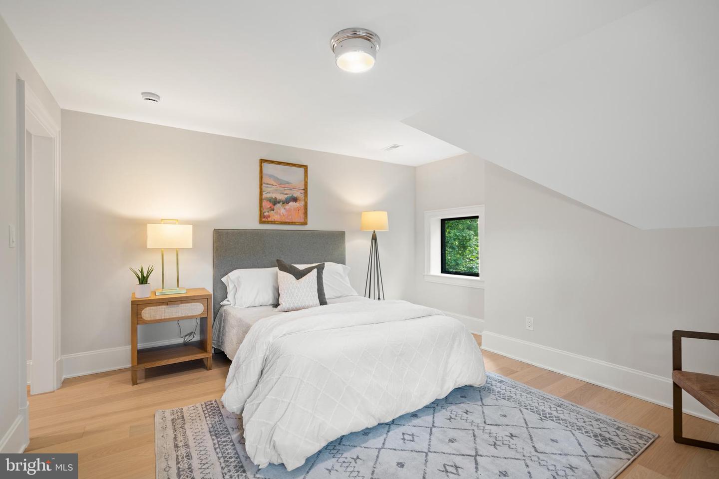 3748 HUNTINGTON ST NW, WASHINGTON, District Of Columbia 20015, 6 Bedrooms Bedrooms, ,5 BathroomsBathrooms,Residential,For sale,3748 HUNTINGTON ST NW,DCDC2216992 MLS # DCDC2216992
