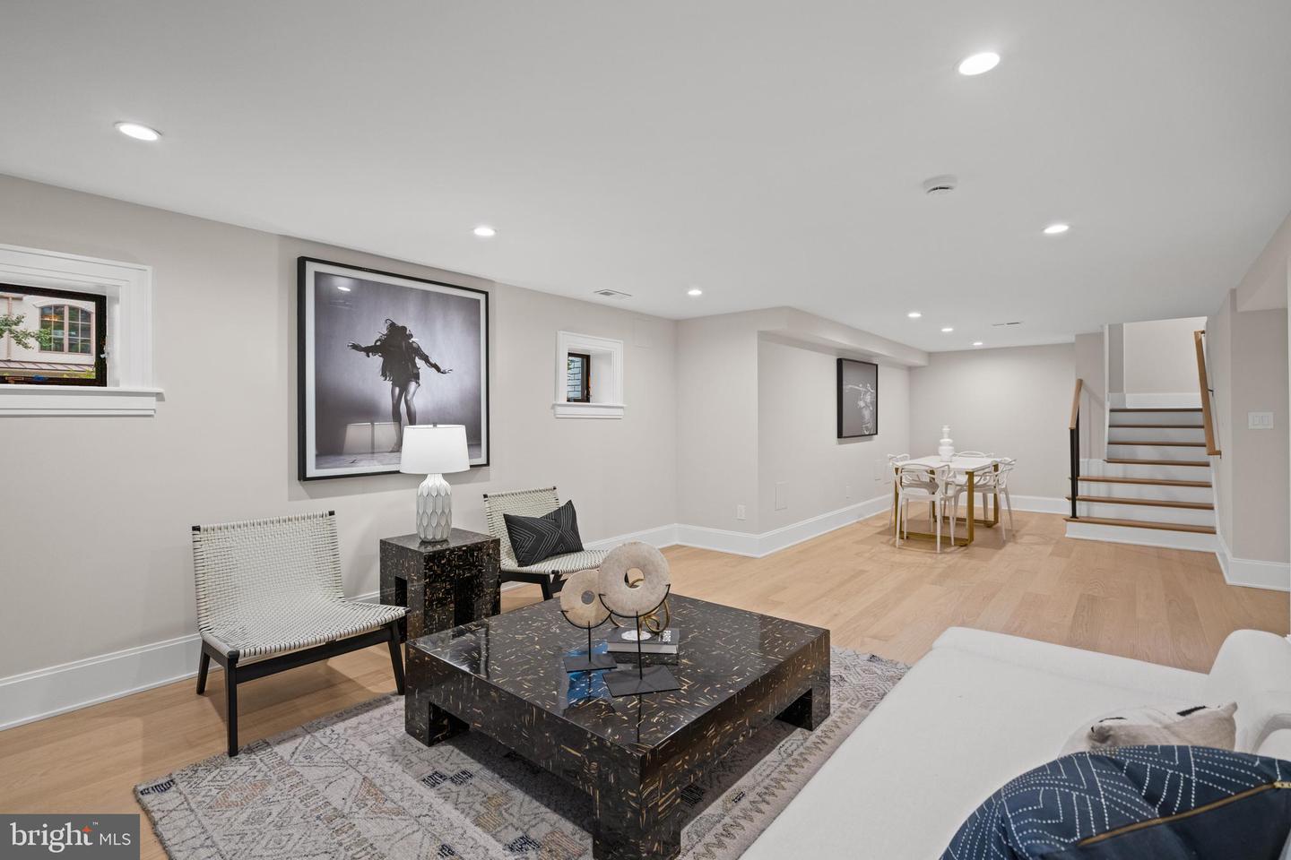 3748 HUNTINGTON ST NW, WASHINGTON, District Of Columbia 20015, 6 Bedrooms Bedrooms, ,5 BathroomsBathrooms,Residential,For sale,3748 HUNTINGTON ST NW,DCDC2216992 MLS # DCDC2216992