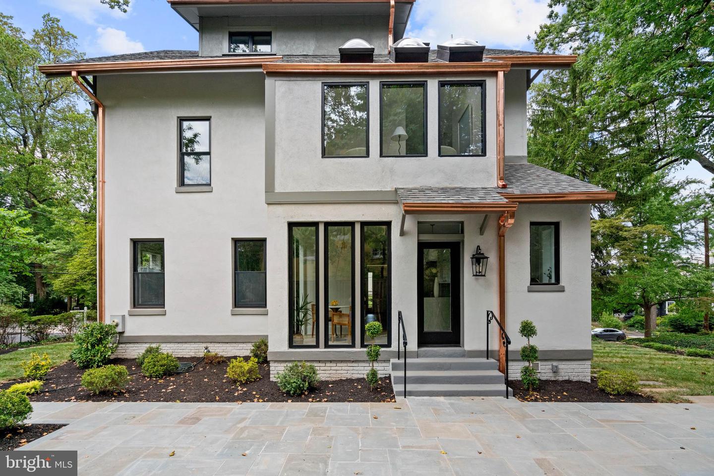3748 HUNTINGTON ST NW, WASHINGTON, District Of Columbia 20015, 6 Bedrooms Bedrooms, ,5 BathroomsBathrooms,Residential,For sale,3748 HUNTINGTON ST NW,DCDC2216992 MLS # DCDC2216992
