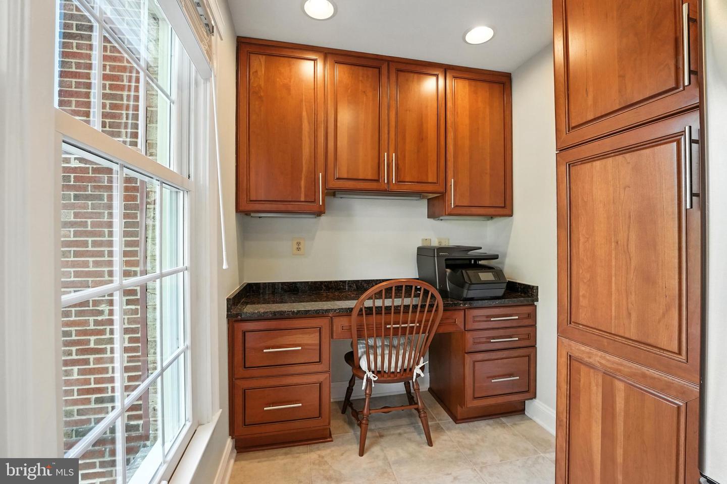 2319 S QUEEN ST, ARLINGTON, Virginia 22202, 4 Bedrooms Bedrooms, ,3 BathroomsBathrooms,Residential,For sale,2319 S QUEEN ST,VAAR2062814 MLS # VAAR2062814
