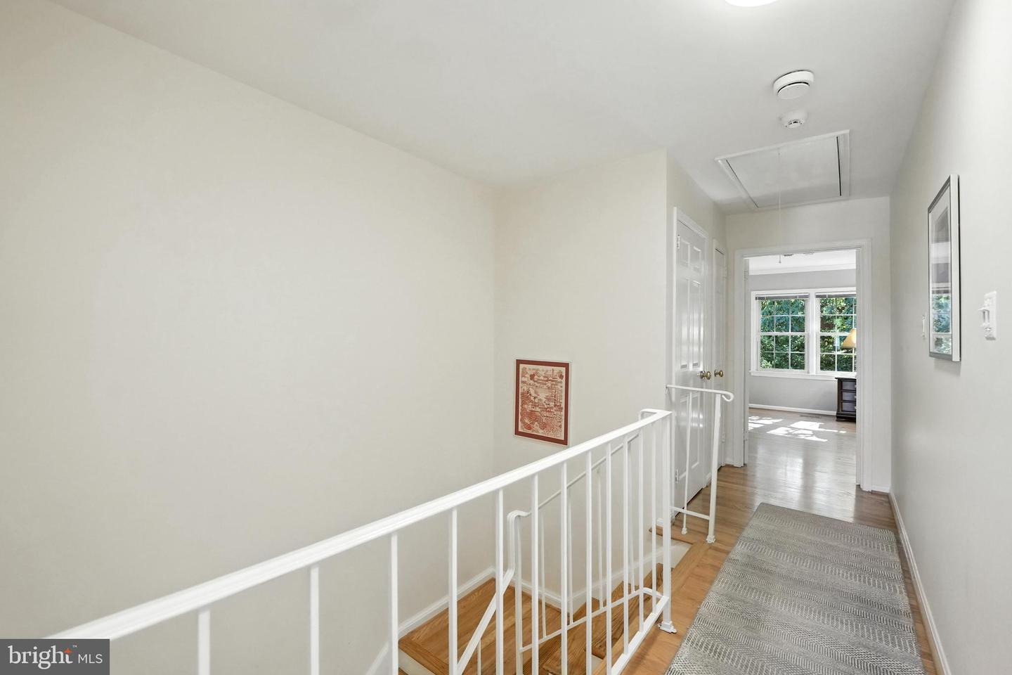 2319 S QUEEN ST, ARLINGTON, Virginia 22202, 4 Bedrooms Bedrooms, ,3 BathroomsBathrooms,Residential,For sale,2319 S QUEEN ST,VAAR2062814 MLS # VAAR2062814