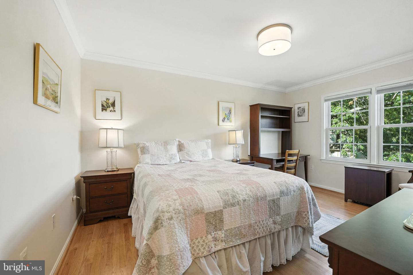 2319 S QUEEN ST, ARLINGTON, Virginia 22202, 4 Bedrooms Bedrooms, ,3 BathroomsBathrooms,Residential,For sale,2319 S QUEEN ST,VAAR2062814 MLS # VAAR2062814