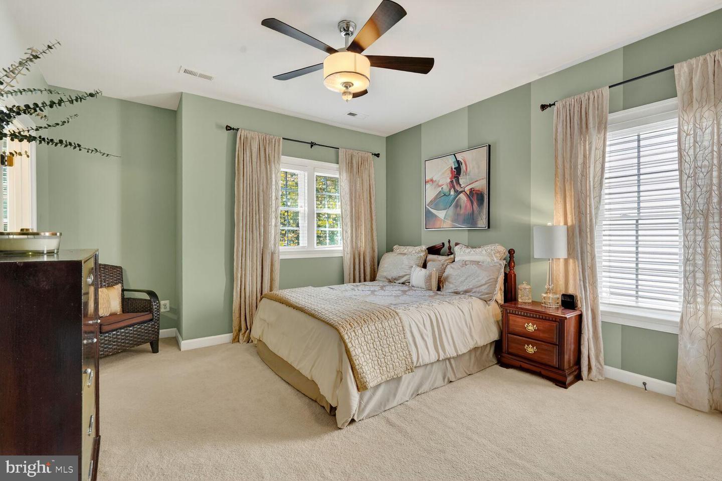 3206 HATCHER ST, ALEXANDRIA, Virginia 22303, 5 Bedrooms Bedrooms, 18 Rooms Rooms,4 BathroomsBathrooms,Residential,For sale,3206 HATCHER ST,VAFX2263702 MLS # VAFX2263702
