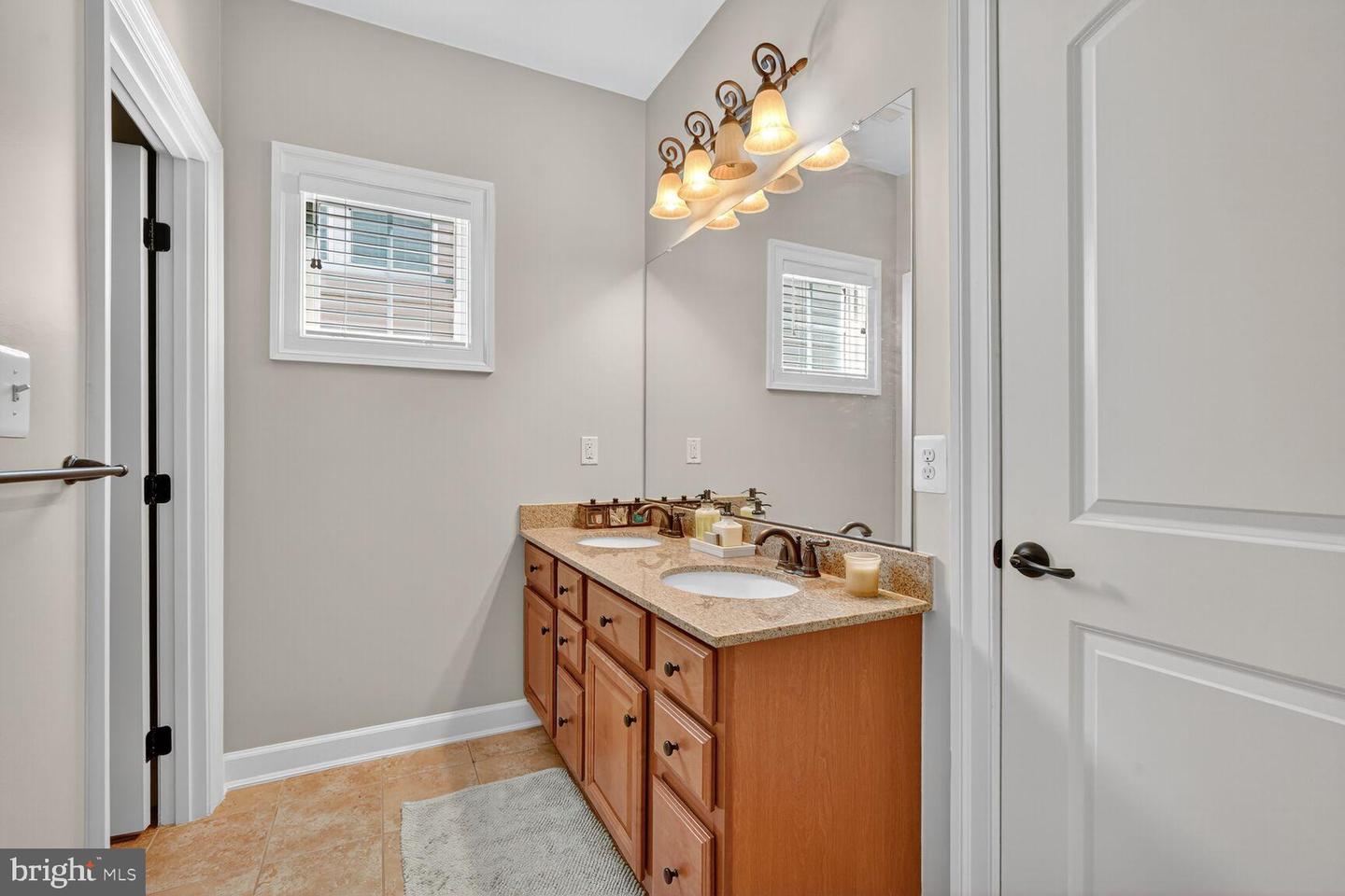 3206 HATCHER ST, ALEXANDRIA, Virginia 22303, 5 Bedrooms Bedrooms, 18 Rooms Rooms,4 BathroomsBathrooms,Residential,For sale,3206 HATCHER ST,VAFX2263702 MLS # VAFX2263702