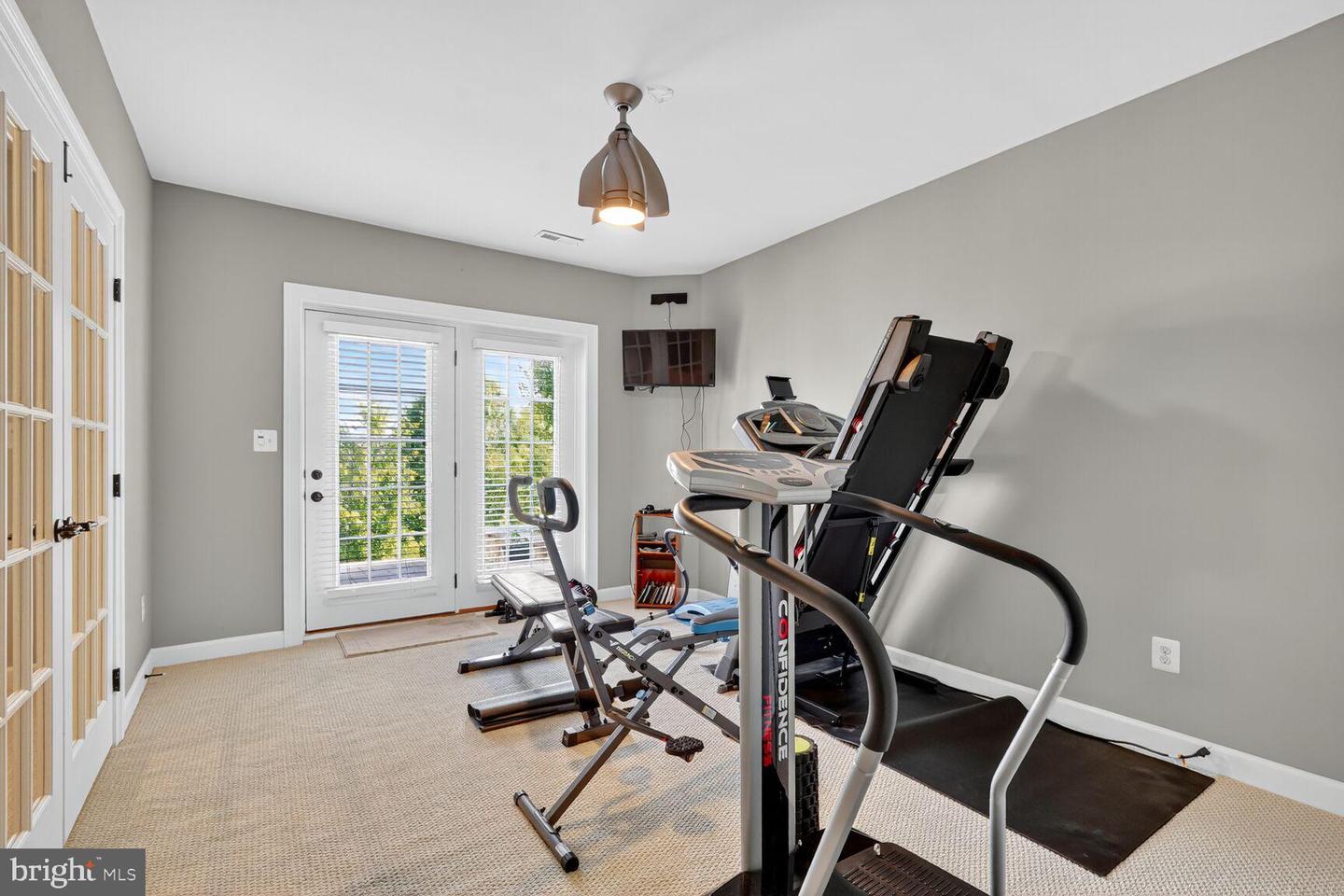 3206 HATCHER ST, ALEXANDRIA, Virginia 22303, 5 Bedrooms Bedrooms, 18 Rooms Rooms,4 BathroomsBathrooms,Residential,For sale,3206 HATCHER ST,VAFX2263702 MLS # VAFX2263702