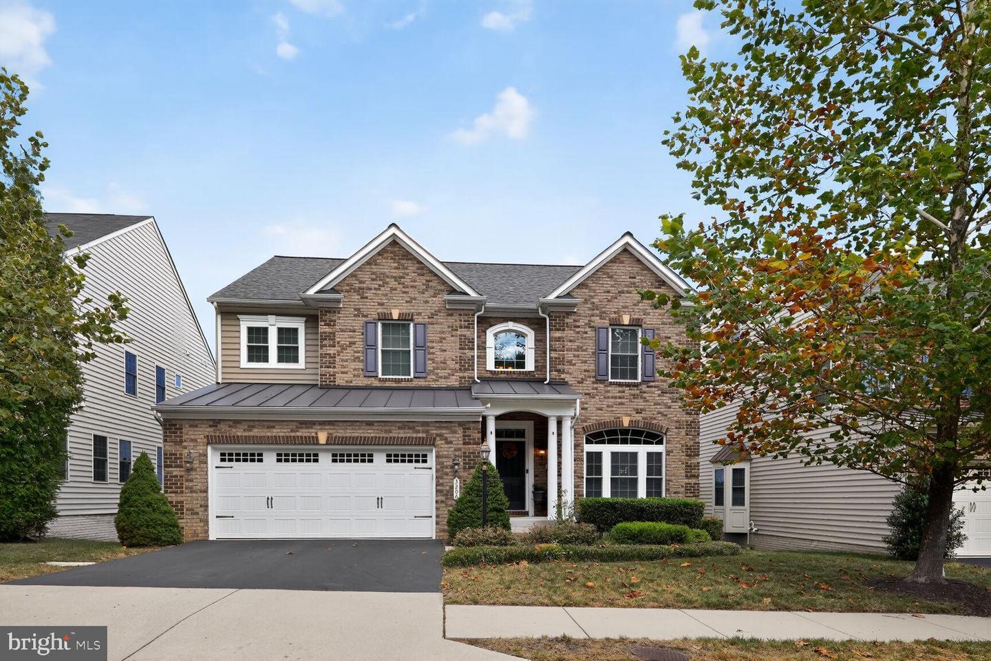 3206 HATCHER ST, ALEXANDRIA, Virginia 22303, 5 Bedrooms Bedrooms, 18 Rooms Rooms,4 BathroomsBathrooms,Residential,For sale,3206 HATCHER ST,VAFX2263702 MLS # VAFX2263702