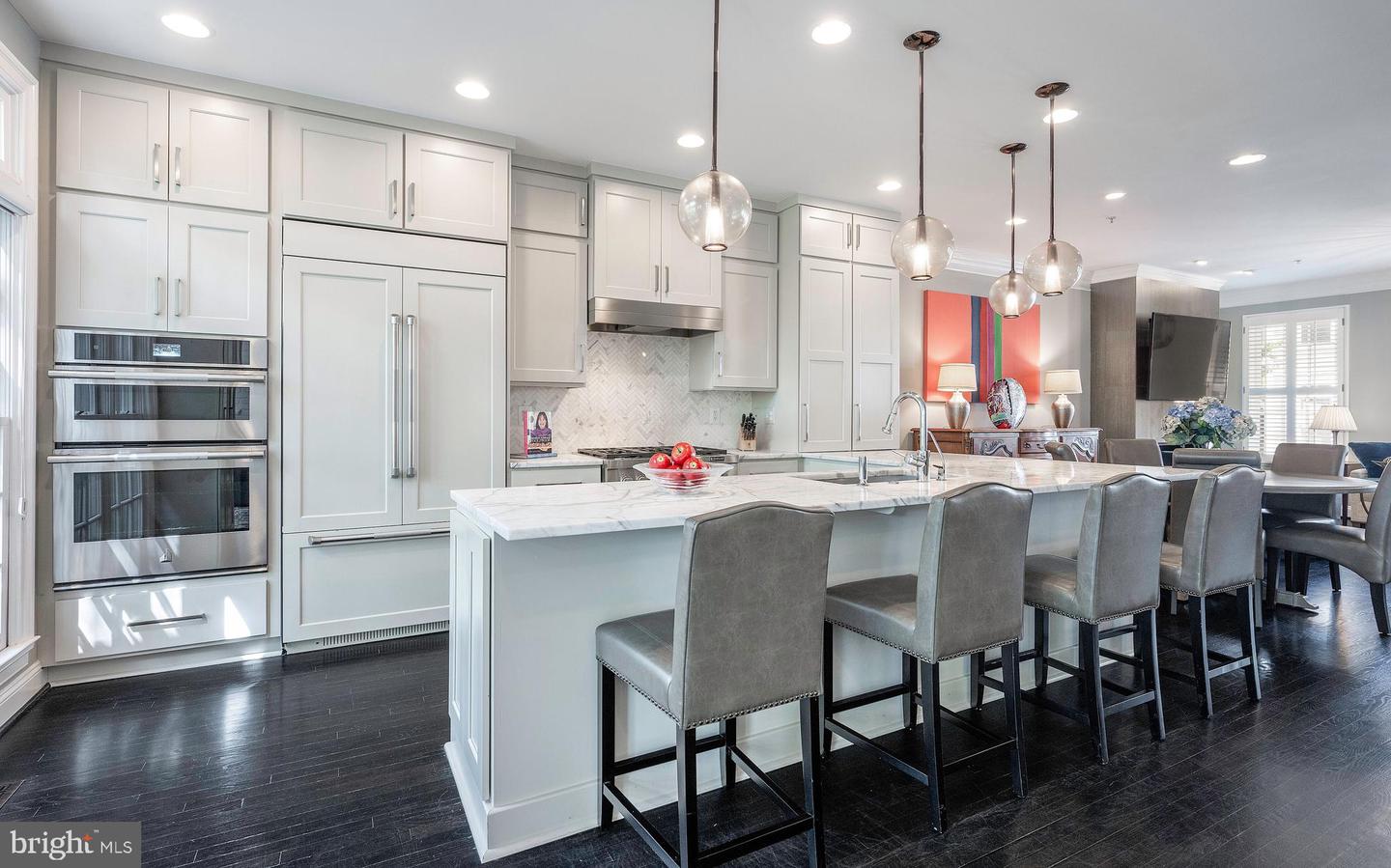 30 ALEXANDER ST, ALEXANDRIA, Virginia 22314, 4 Bedrooms Bedrooms, ,3 BathroomsBathrooms,Residential,For sale,30 ALEXANDER ST,VAAX2049070 MLS # VAAX2049070