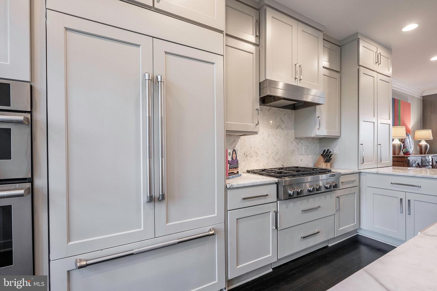 30 ALEXANDER ST, ALEXANDRIA, Virginia 22314, 4 Bedrooms Bedrooms, ,3 BathroomsBathrooms,Residential,For sale,30 ALEXANDER ST,VAAX2049070 MLS # VAAX2049070