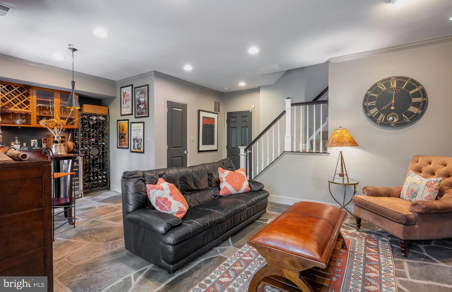 30 ALEXANDER ST, ALEXANDRIA, Virginia 22314, 4 Bedrooms Bedrooms, ,3 BathroomsBathrooms,Residential,For sale,30 ALEXANDER ST,VAAX2049070 MLS # VAAX2049070