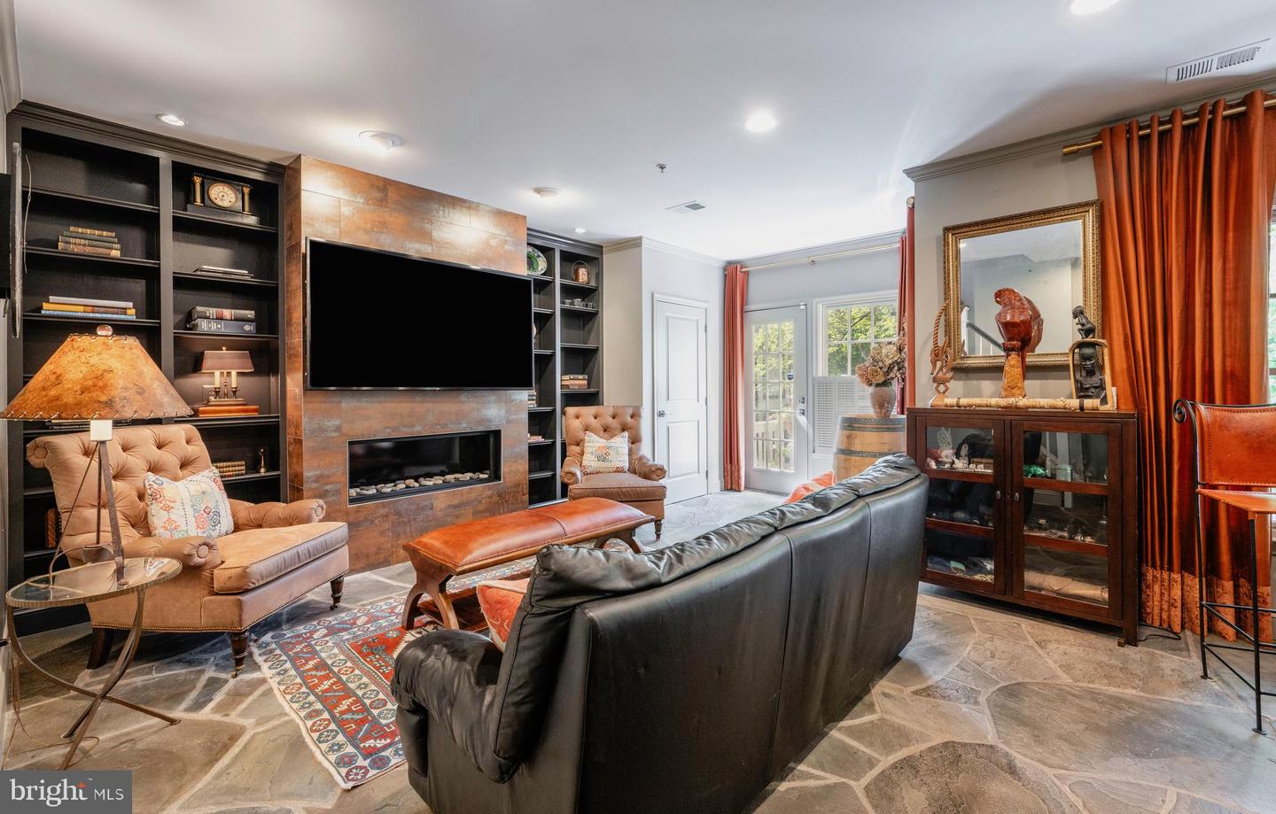 30 ALEXANDER ST, ALEXANDRIA, Virginia 22314, 4 Bedrooms Bedrooms, ,3 BathroomsBathrooms,Residential,For sale,30 ALEXANDER ST,VAAX2049070 MLS # VAAX2049070