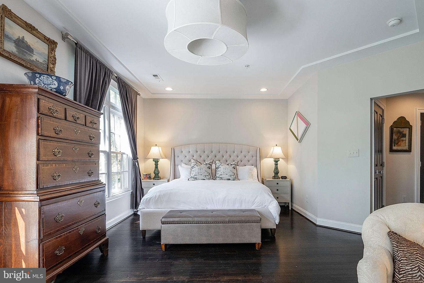 30 ALEXANDER ST, ALEXANDRIA, Virginia 22314, 4 Bedrooms Bedrooms, ,3 BathroomsBathrooms,Residential,For sale,30 ALEXANDER ST,VAAX2049070 MLS # VAAX2049070