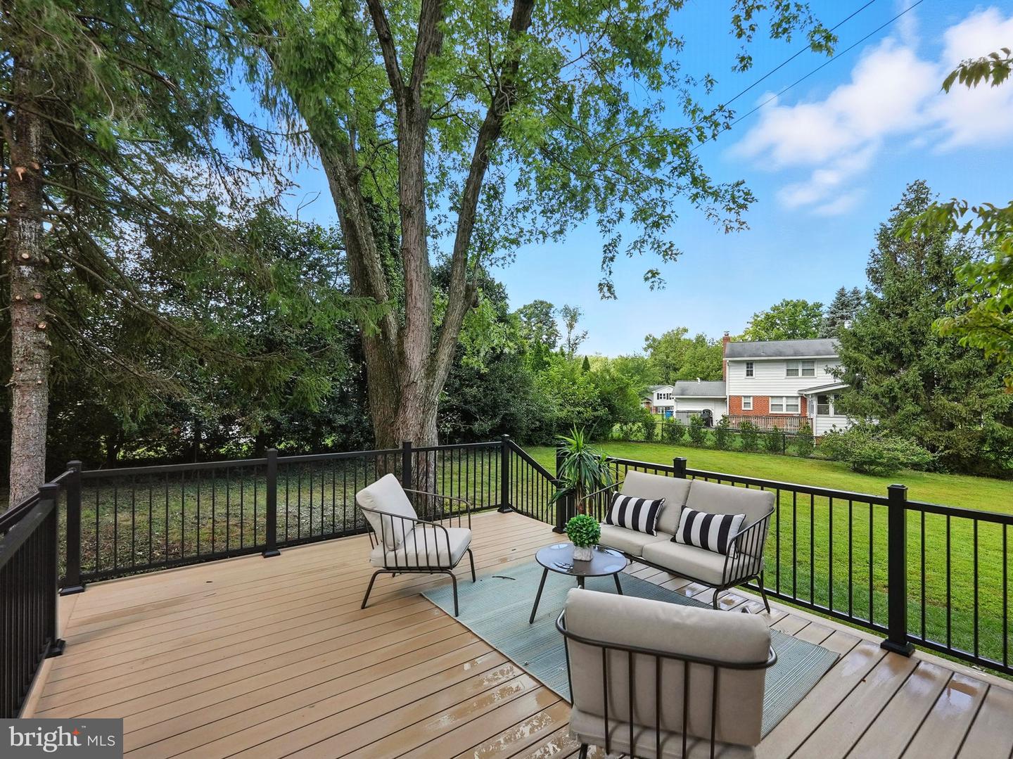 8711 WESTWOOD DR, VIENNA, Virginia 22182, 5 Bedrooms Bedrooms, ,3 BathroomsBathrooms,Residential,For sale,8711 WESTWOOD DR,VAFX2263820 MLS # VAFX2263820