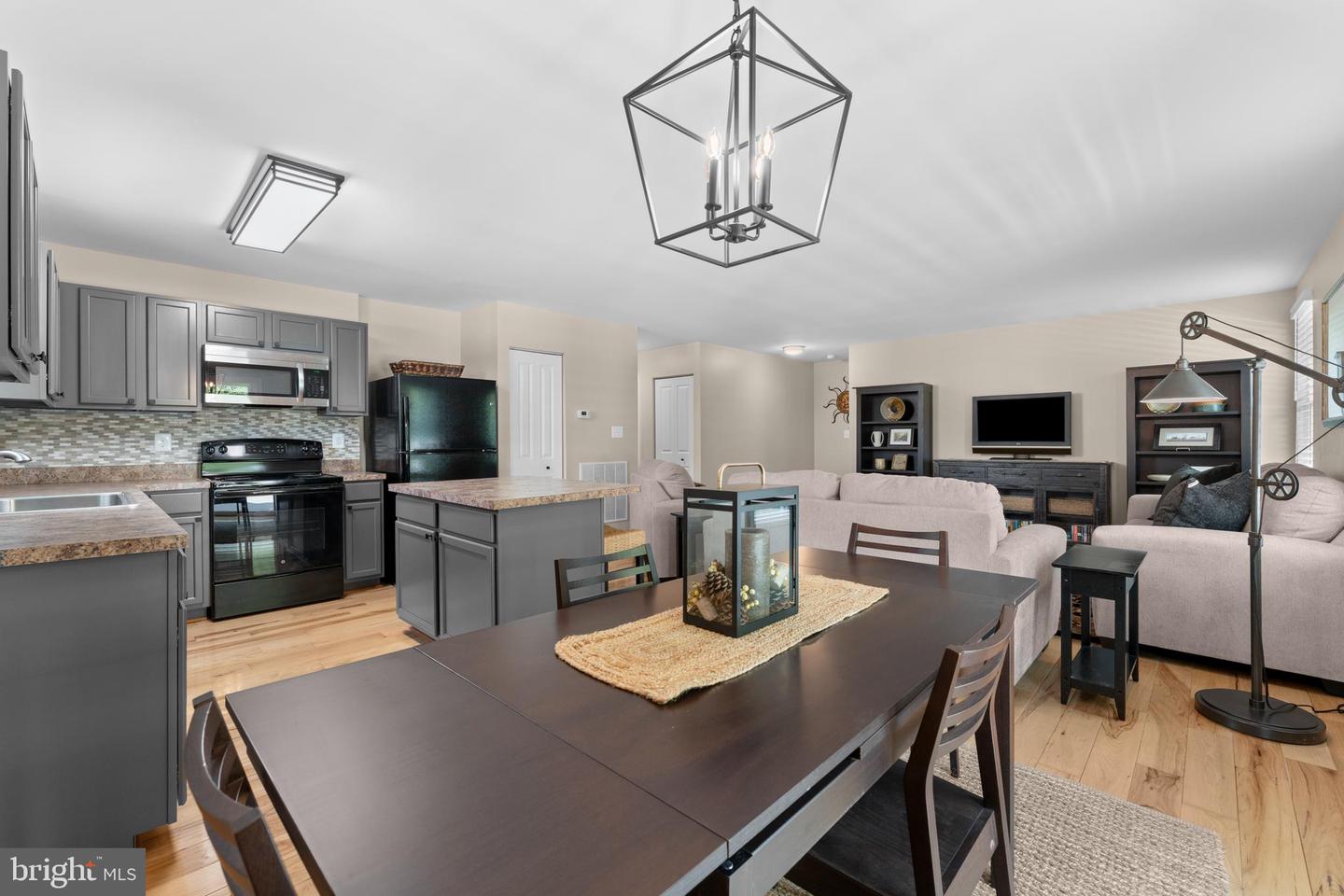 18132 SCENIC CREEK LN, CULPEPER, Virginia 22701, 3 Bedrooms Bedrooms, ,2 BathroomsBathrooms,Residential,For sale,18132 SCENIC CREEK LN,VACU2011438 MLS # VACU2011438