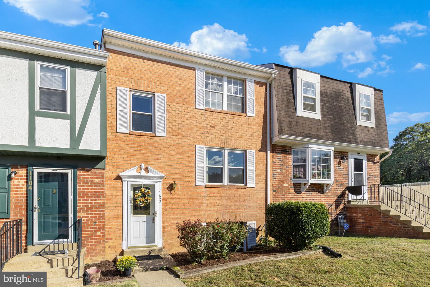 1102 JAMES MADISON CIR, FREDERICKSBURG, Virginia 22405, 3 Bedrooms Bedrooms, ,2 BathroomsBathrooms,Residential,For sale,1102 JAMES MADISON CIR,VAST2042240 MLS # VAST2042240