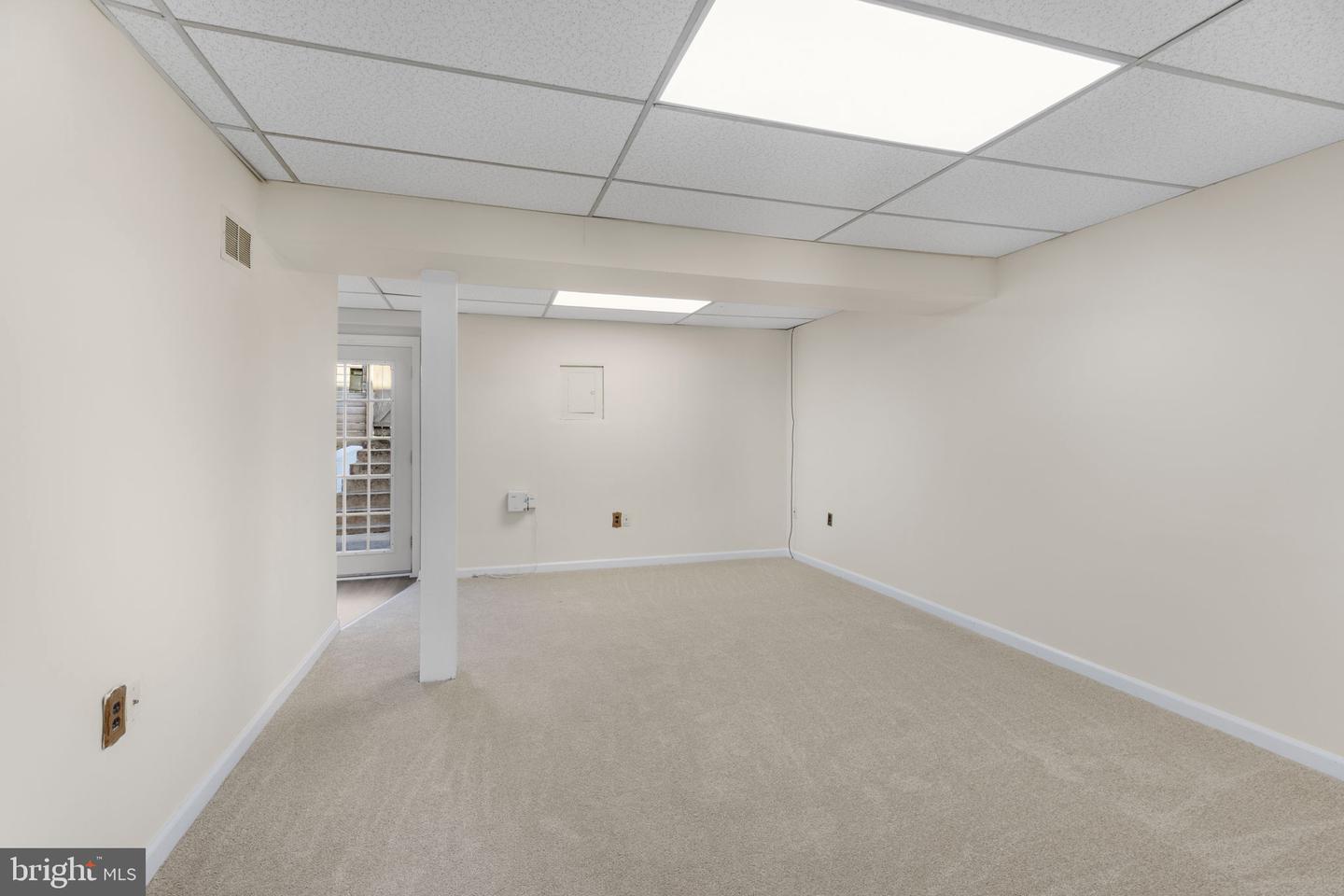 1102 JAMES MADISON CIR, FREDERICKSBURG, Virginia 22405, 3 Bedrooms Bedrooms, ,2 BathroomsBathrooms,Residential,For sale,1102 JAMES MADISON CIR,VAST2042240 MLS # VAST2042240