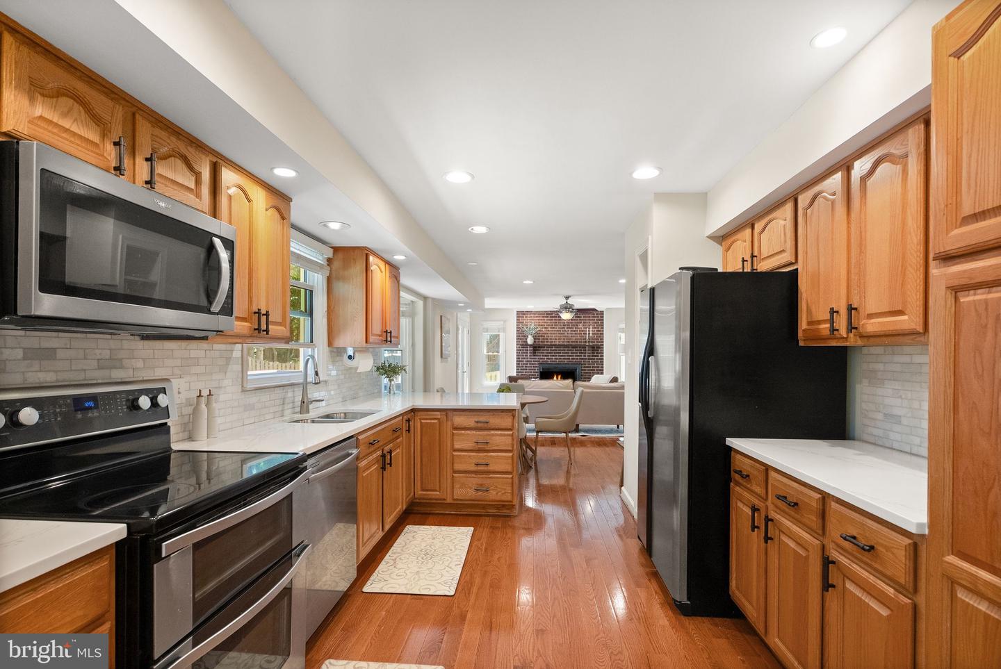 6117 MOUNTAIN SPRINGS LN, CLIFTON, Virginia 20124, 5 Bedrooms Bedrooms, ,3 BathroomsBathrooms,Residential,For sale,6117 MOUNTAIN SPRINGS LN,VAFX2264036 MLS # VAFX2264036