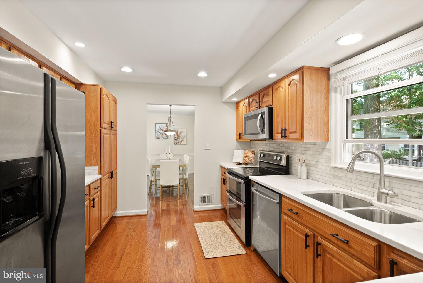 6117 MOUNTAIN SPRINGS LN, CLIFTON, Virginia 20124, 5 Bedrooms Bedrooms, ,3 BathroomsBathrooms,Residential,For sale,6117 MOUNTAIN SPRINGS LN,VAFX2264036 MLS # VAFX2264036