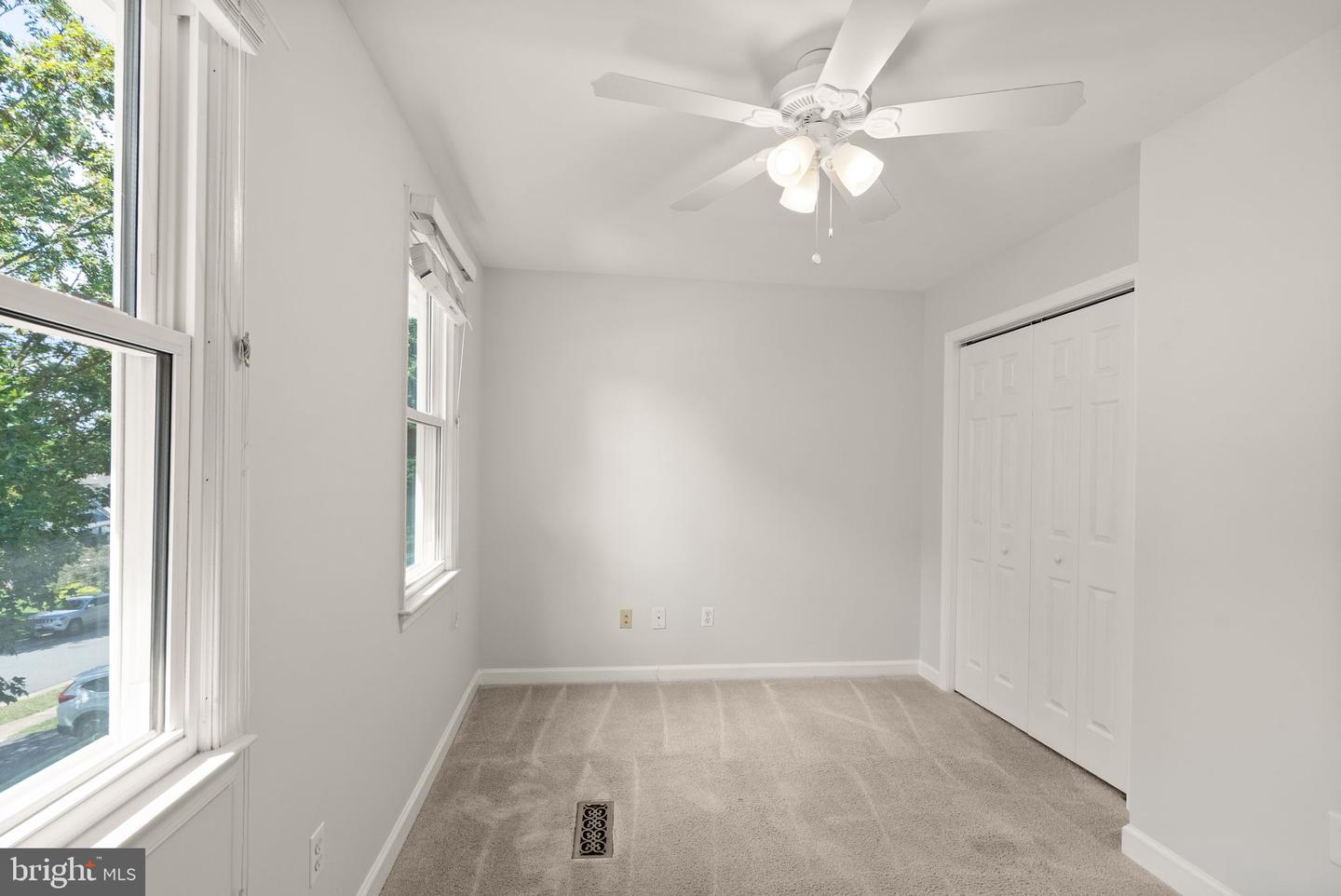 6117 MOUNTAIN SPRINGS LN, CLIFTON, Virginia 20124, 5 Bedrooms Bedrooms, ,3 BathroomsBathrooms,Residential,For sale,6117 MOUNTAIN SPRINGS LN,VAFX2264036 MLS # VAFX2264036