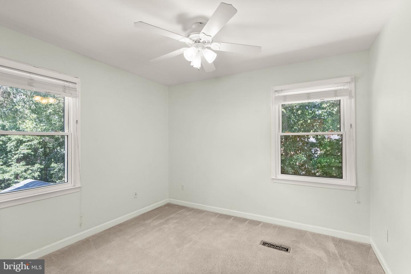 6117 MOUNTAIN SPRINGS LN, CLIFTON, Virginia 20124, 5 Bedrooms Bedrooms, ,3 BathroomsBathrooms,Residential,For sale,6117 MOUNTAIN SPRINGS LN,VAFX2264036 MLS # VAFX2264036