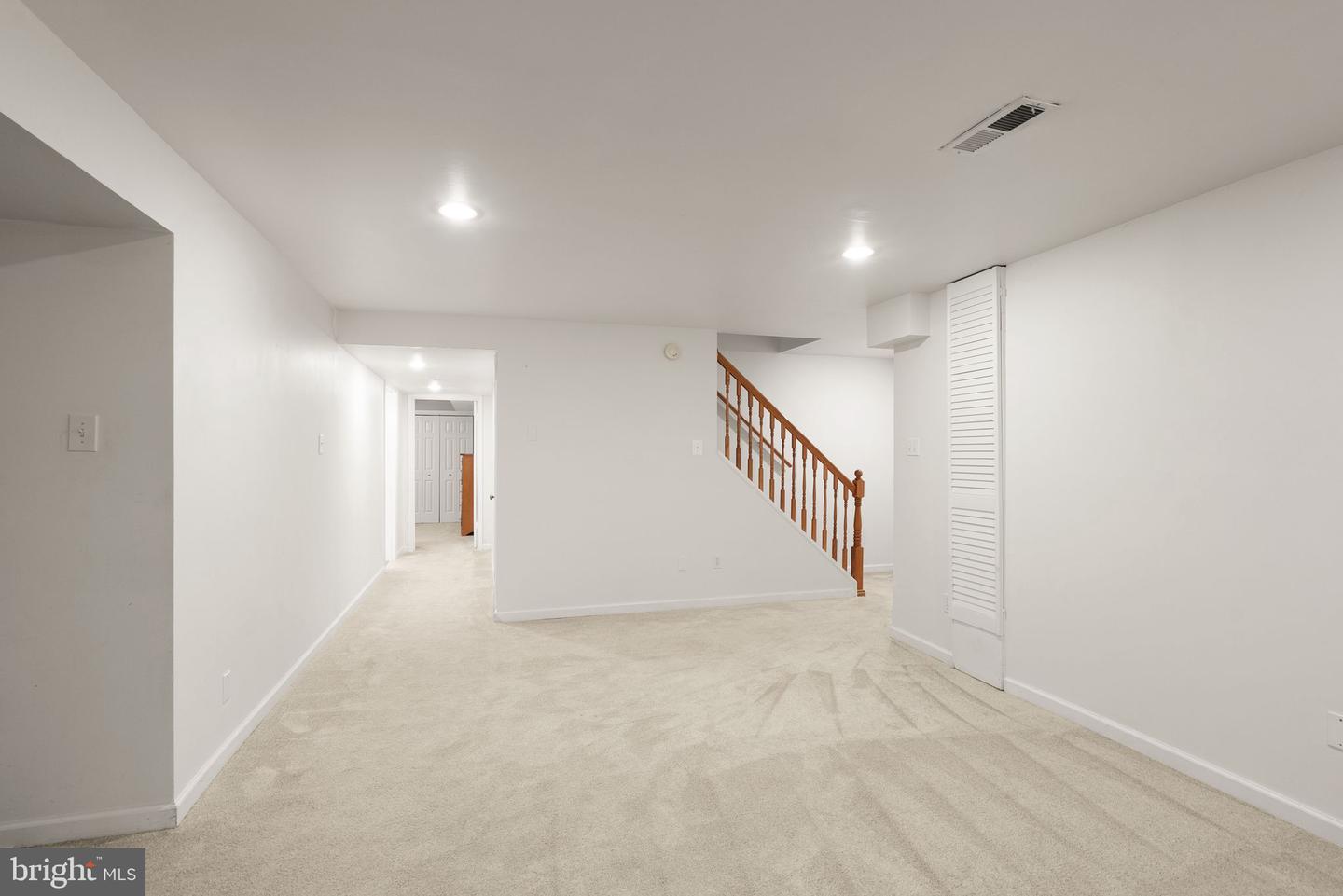 6117 MOUNTAIN SPRINGS LN, CLIFTON, Virginia 20124, 5 Bedrooms Bedrooms, ,3 BathroomsBathrooms,Residential,For sale,6117 MOUNTAIN SPRINGS LN,VAFX2264036 MLS # VAFX2264036
