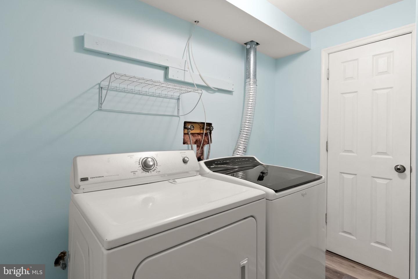 6117 MOUNTAIN SPRINGS LN, CLIFTON, Virginia 20124, 5 Bedrooms Bedrooms, ,3 BathroomsBathrooms,Residential,For sale,6117 MOUNTAIN SPRINGS LN,VAFX2264036 MLS # VAFX2264036