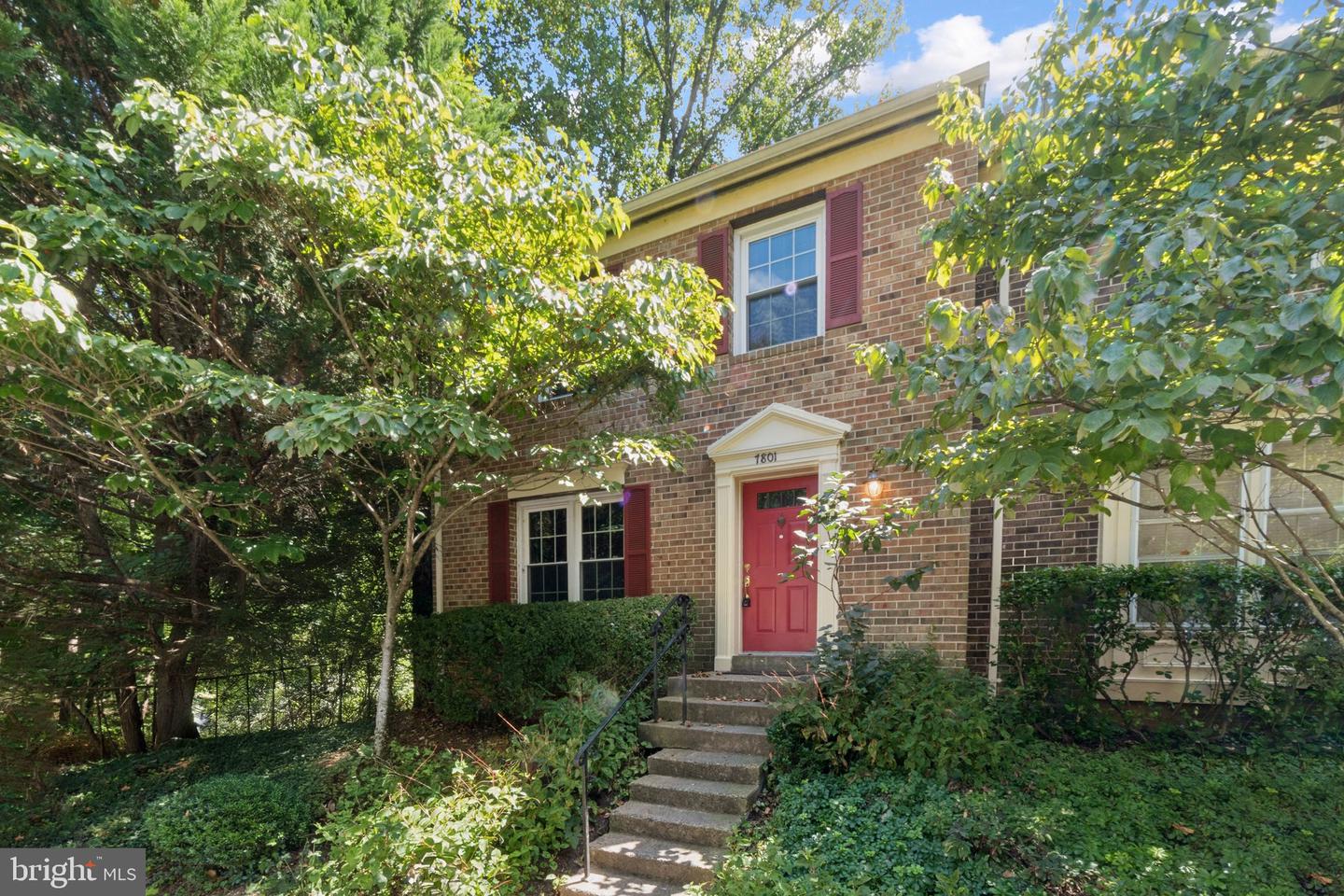 7801 BYRDS NEST PASS, ANNANDALE, Virginia 22003, 3 Bedrooms Bedrooms, ,2 BathroomsBathrooms,Residential,For sale,7801 BYRDS NEST PASS,VAFX2264076 MLS # VAFX2264076