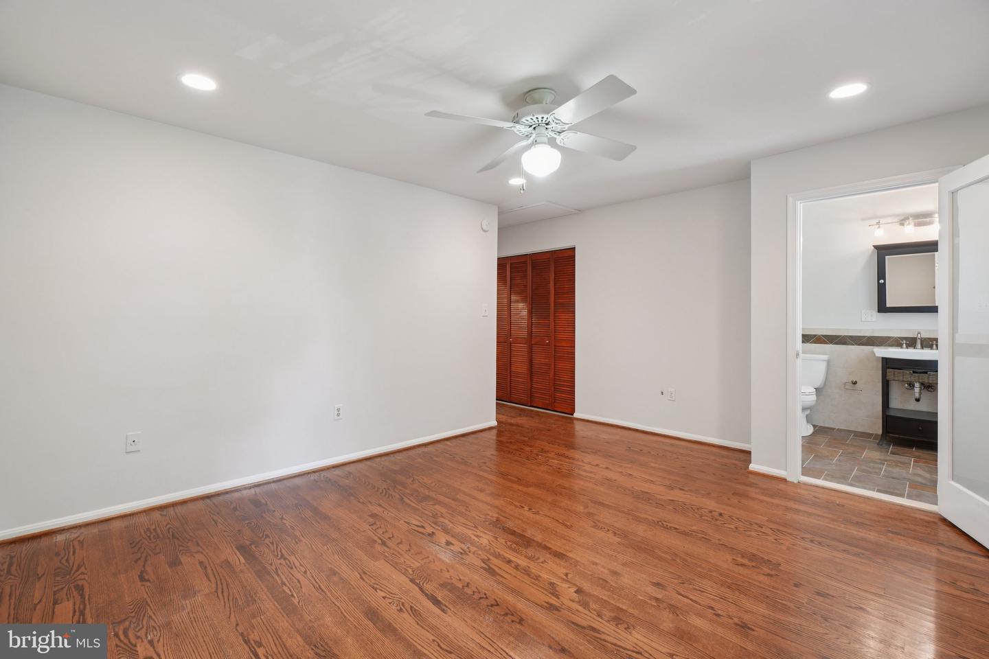 7801 BYRDS NEST PASS, ANNANDALE, Virginia 22003, 3 Bedrooms Bedrooms, ,2 BathroomsBathrooms,Residential,For sale,7801 BYRDS NEST PASS,VAFX2264076 MLS # VAFX2264076