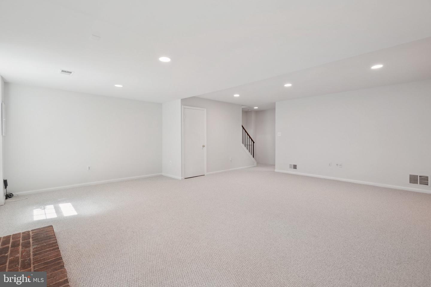 7801 BYRDS NEST PASS, ANNANDALE, Virginia 22003, 3 Bedrooms Bedrooms, ,2 BathroomsBathrooms,Residential,For sale,7801 BYRDS NEST PASS,VAFX2264076 MLS # VAFX2264076