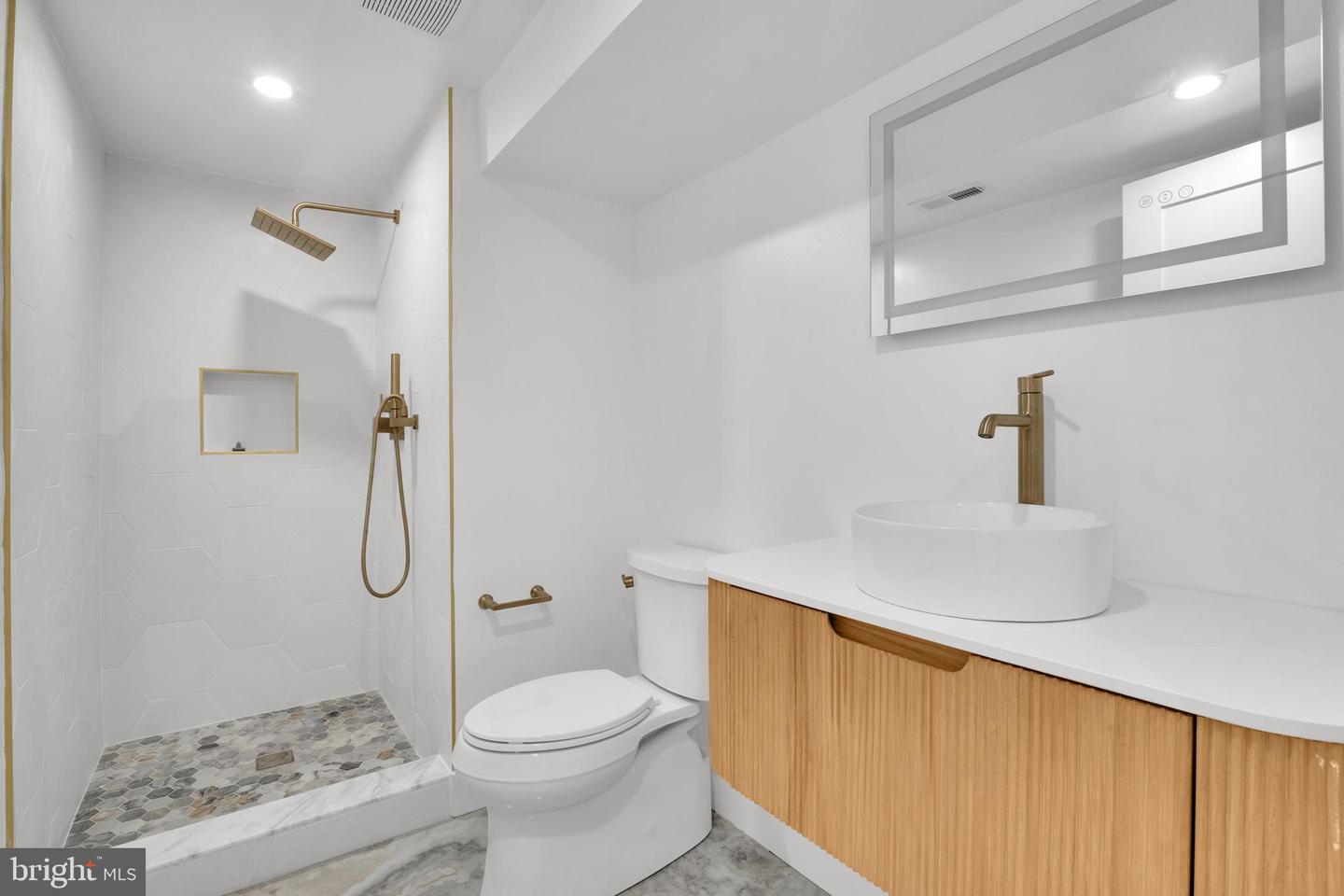 1312 FRANKLIN ST NE, WASHINGTON, District Of Columbia 20017, 4 Bedrooms Bedrooms, ,3 BathroomsBathrooms,Residential,For sale,1312 FRANKLIN ST NE,DCDC2217112 MLS # DCDC2217112 1312 FRANKLIN ST NE, WASHINGTON, District Of Columbia 20017, 4 Bedrooms Bedrooms, ,3 BathroomsBathrooms,Residential,For sale,1312 FRANKLIN ST NE,DCDC2217112 MLS # DCDC2217112