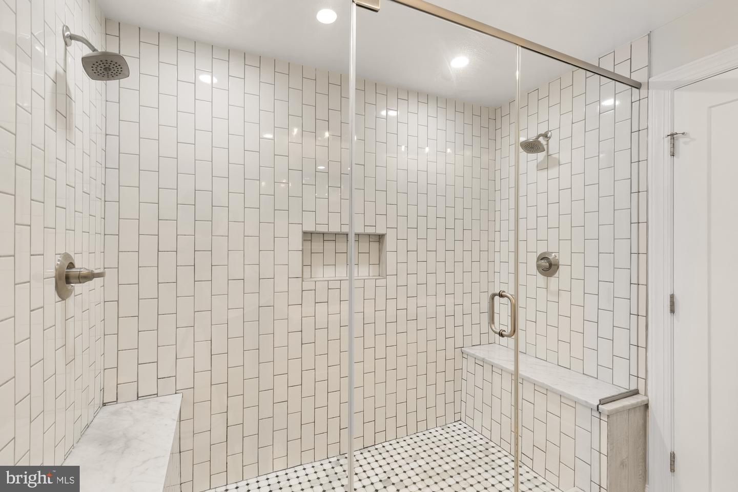 1820 INDEPENDENCE AVE SE #1, WASHINGTON, District Of Columbia 20003, 3 Bedrooms Bedrooms, ,2 BathroomsBathrooms,Residential,For sale,1820 INDEPENDENCE AVE SE #1,DCDC2217374 MLS # DCDC2217374 1820 INDEPENDENCE AVE SE #1, WASHINGTON, District Of Columbia 20003, 3 Bedrooms Bedrooms, ,2 BathroomsBathrooms,Residential,For sale,1820 INDEPENDENCE AVE SE #1,DCDC2217374 MLS # DCDC2217374