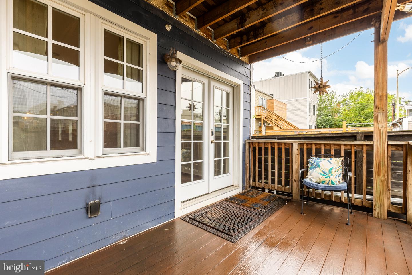 1820 INDEPENDENCE AVE SE #1, WASHINGTON, District Of Columbia 20003, 3 Bedrooms Bedrooms, ,2 BathroomsBathrooms,Residential,For sale,1820 INDEPENDENCE AVE SE #1,DCDC2217374 MLS # DCDC2217374 1820 INDEPENDENCE AVE SE #1, WASHINGTON, District Of Columbia 20003, 3 Bedrooms Bedrooms, ,2 BathroomsBathrooms,Residential,For sale,1820 INDEPENDENCE AVE SE #1,DCDC2217374 MLS # DCDC2217374